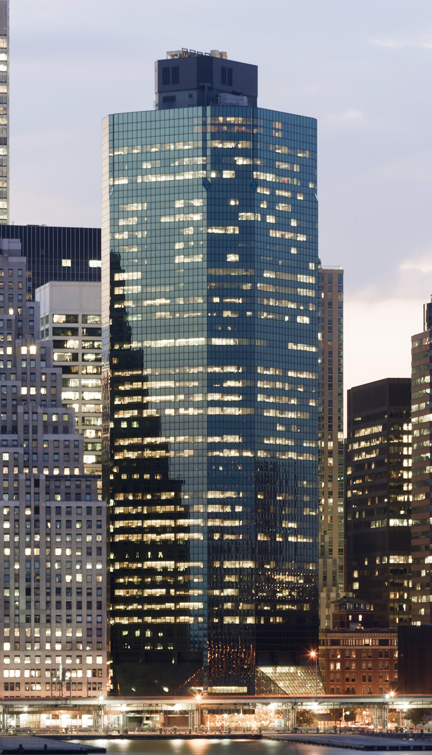 Continental Center - View from Brooklyn Heights 