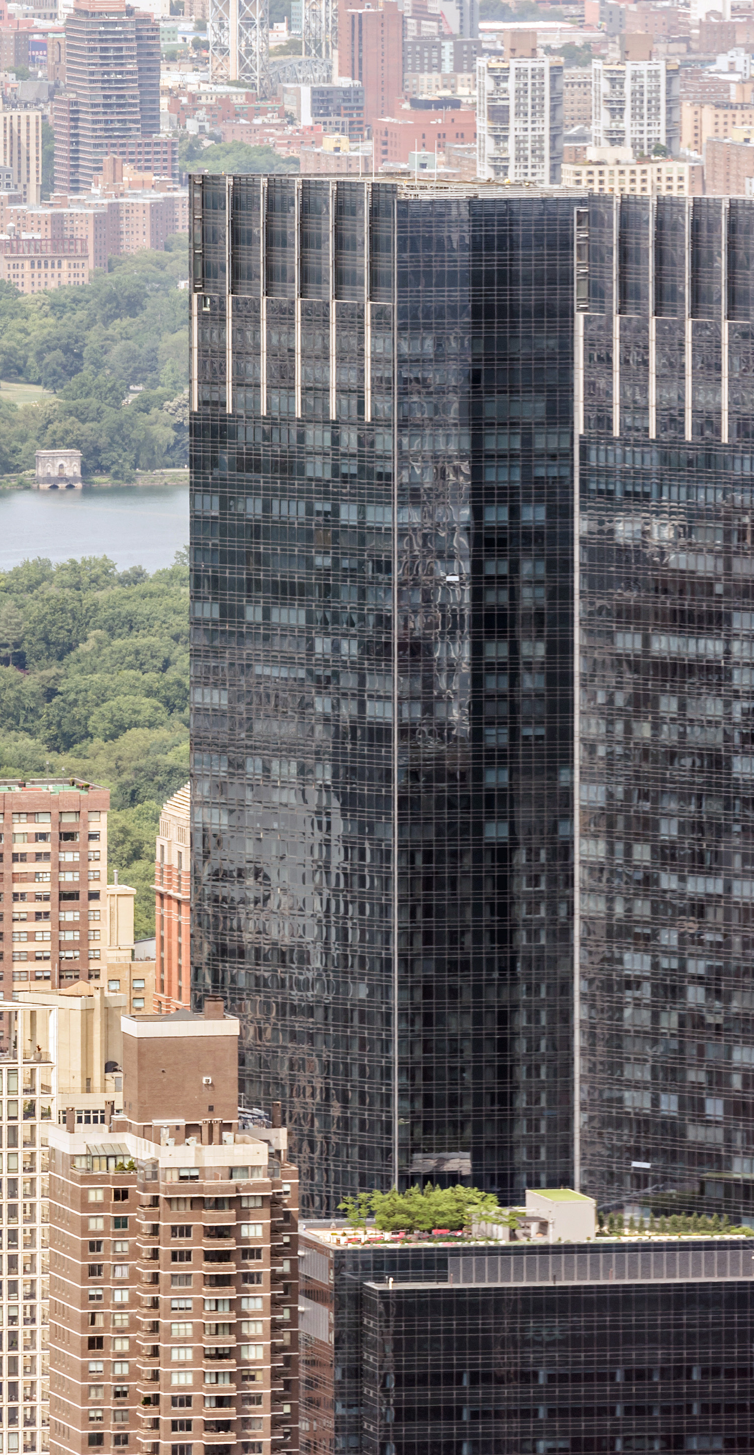 Deutsche Bank Center North Tower - View from The Edge 