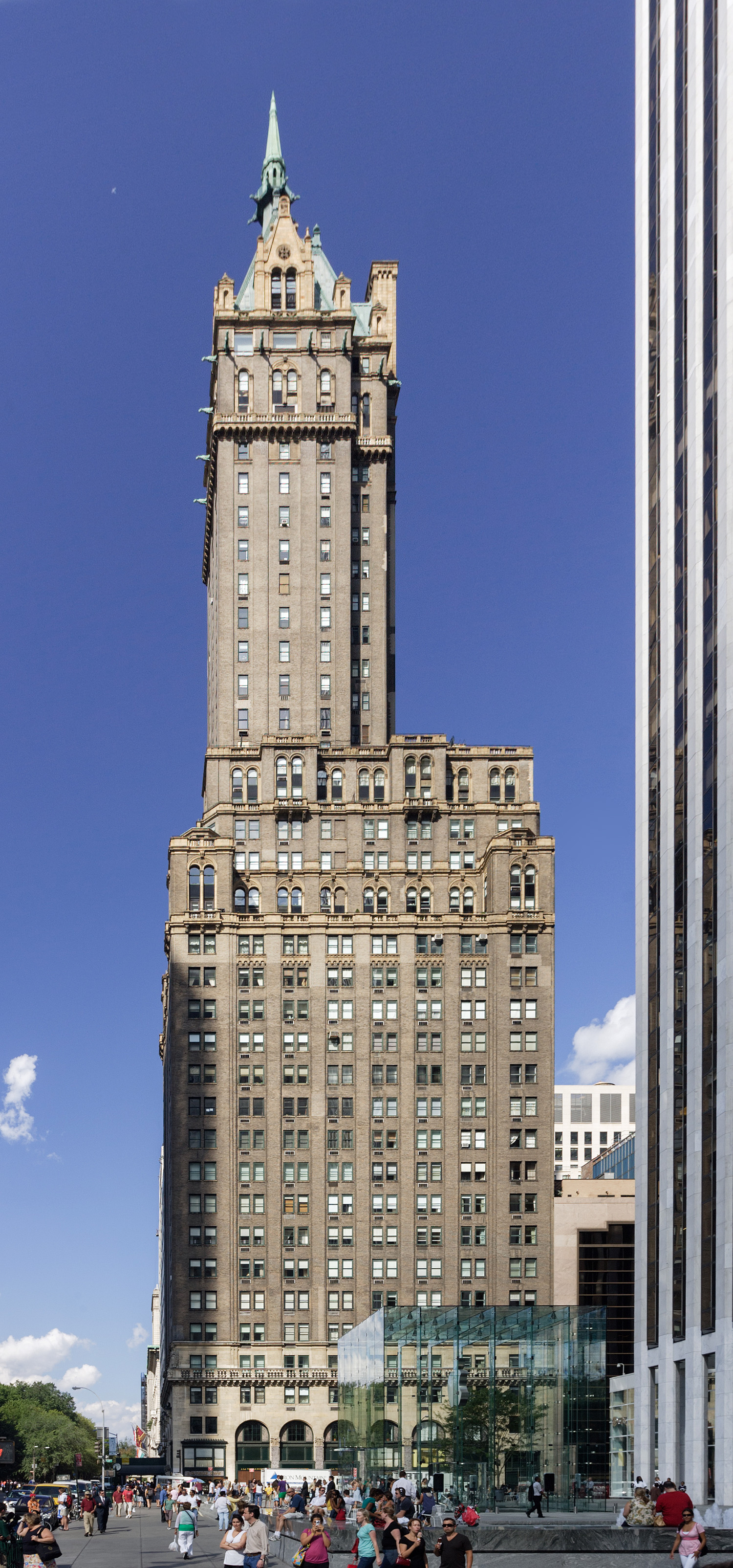 Hotel Sherry-Netherland - View from the southwest 