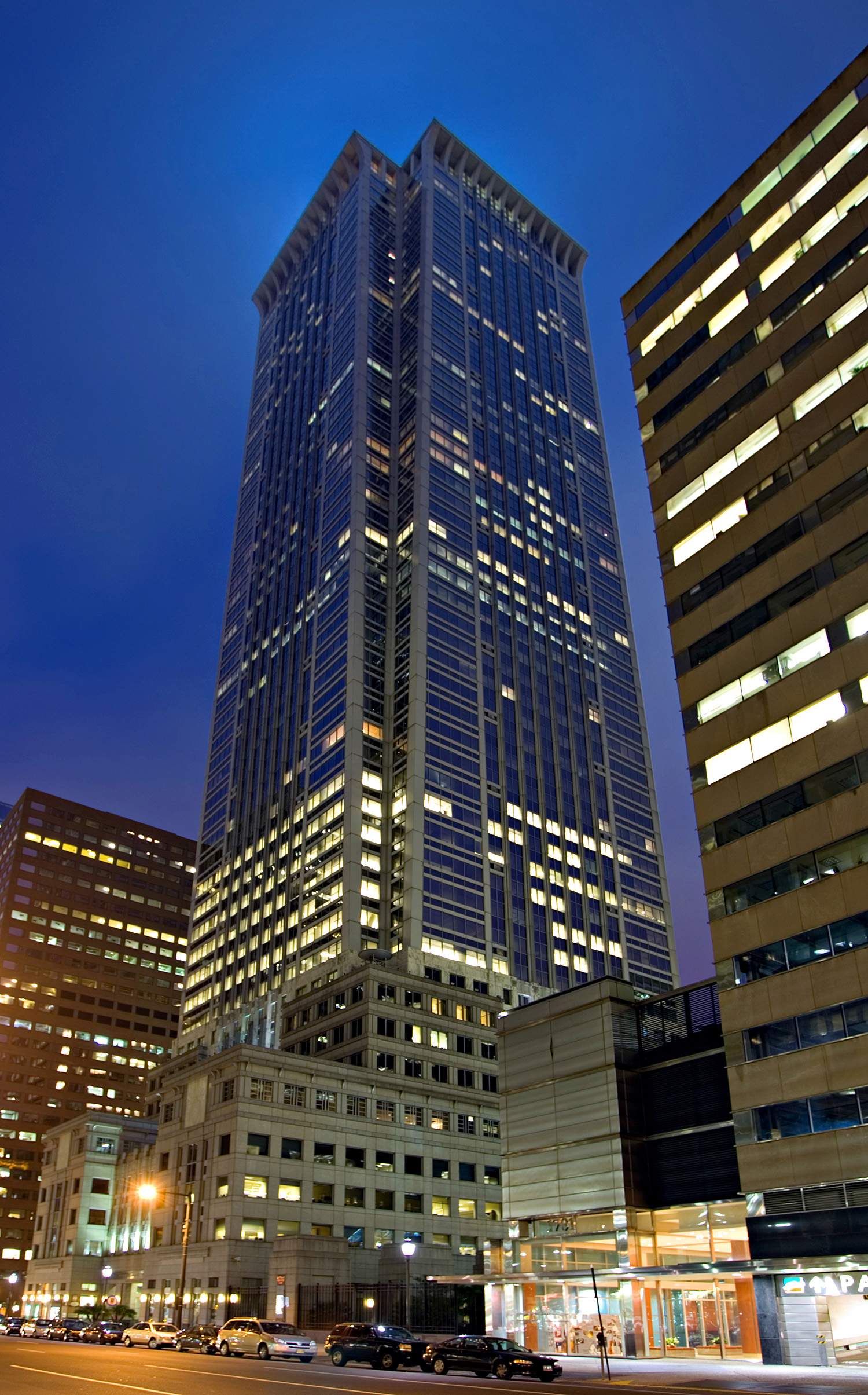 BNY Mellon Bank Center - Night view from John F. Kennedy Boulevard 