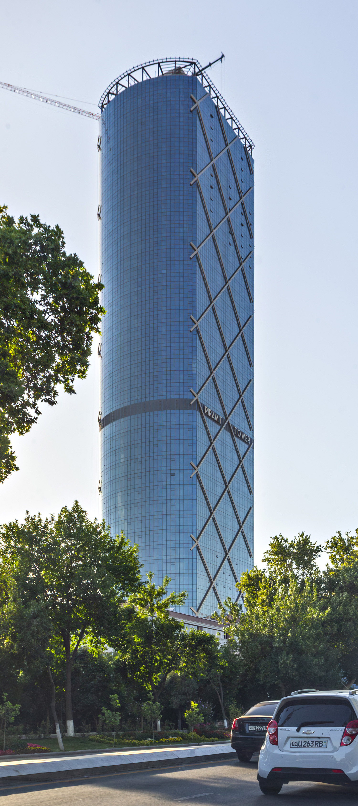 Piramit Tower - View from a car 